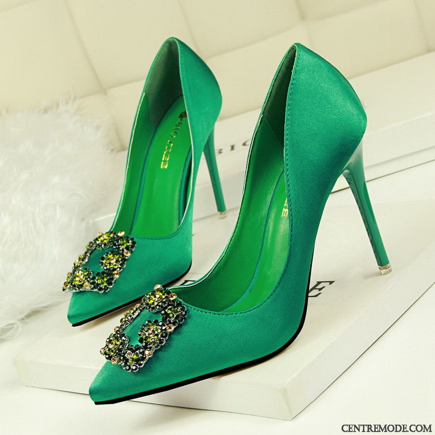 Bottines Soldes Femme Vert Pâle Bleu Ciel, Escarpin Rouge Et Noir