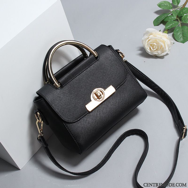 Sac À Bandoulière Femme Tendance Petit Sac De Messager Le Nouveau Simple All-match Noir