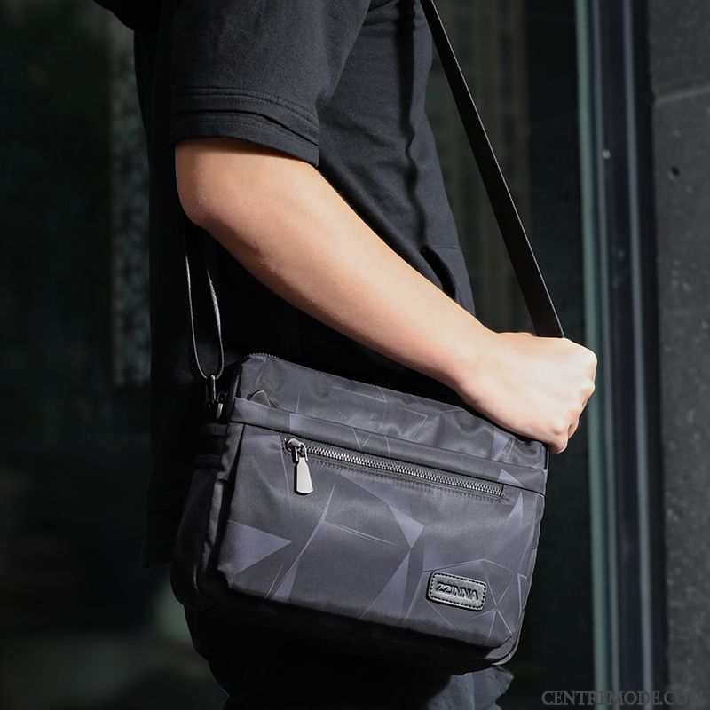 Sac À Bandoulière Homme Petit Tendance Loisir Lumière Sac De Messager Le Nouveau Noir