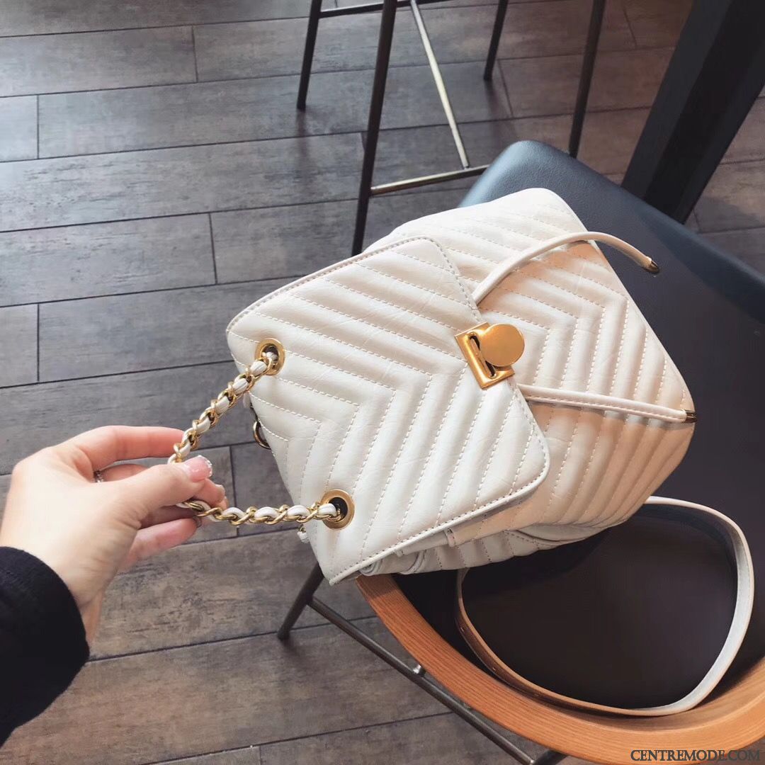 Sac À Dos Femme Mode Tendance All-match Le Nouveau Petit Rhombe Blanc Rouge